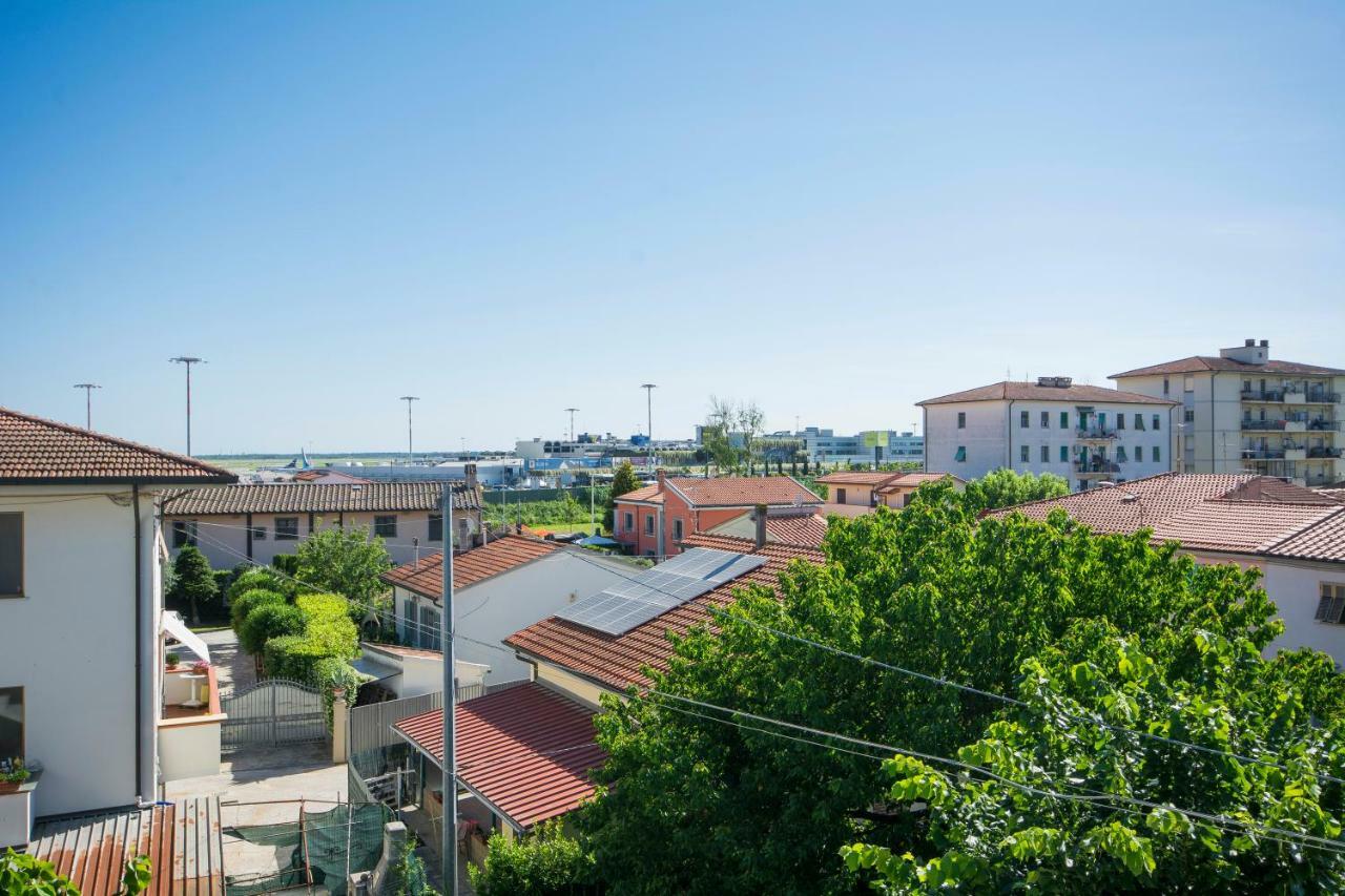 Altido Pampurio Airport Apartment Pisa Exterior photo